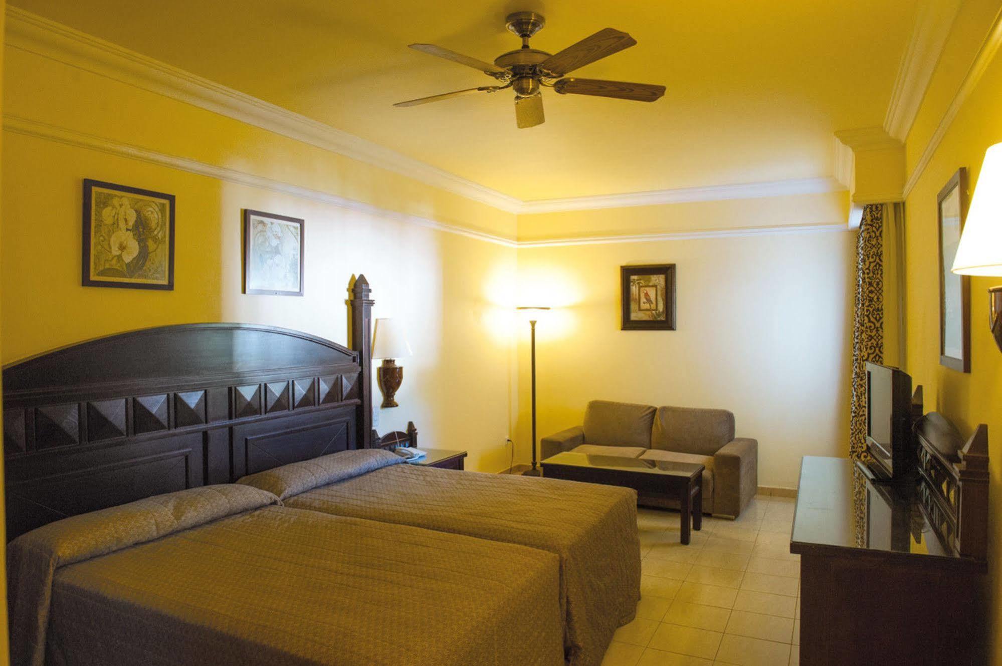 Hotel Riu Guanacaste Sardinal Esterno foto